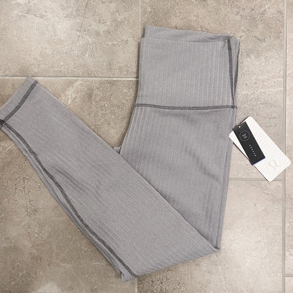 Lululemon wunder under pants high rise NWT sz 12